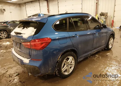 2017 BMW X1 xDrive28I z USA, uszkodzony, nr VIN WBXHT3C37H5F81793